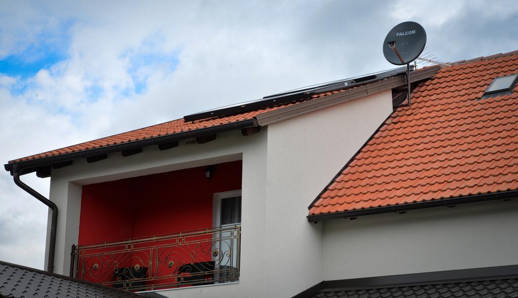 Guesthouse Pink Panther Udbina Rom bilde
